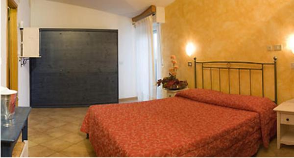 Hotel Carol Rimini Room photo